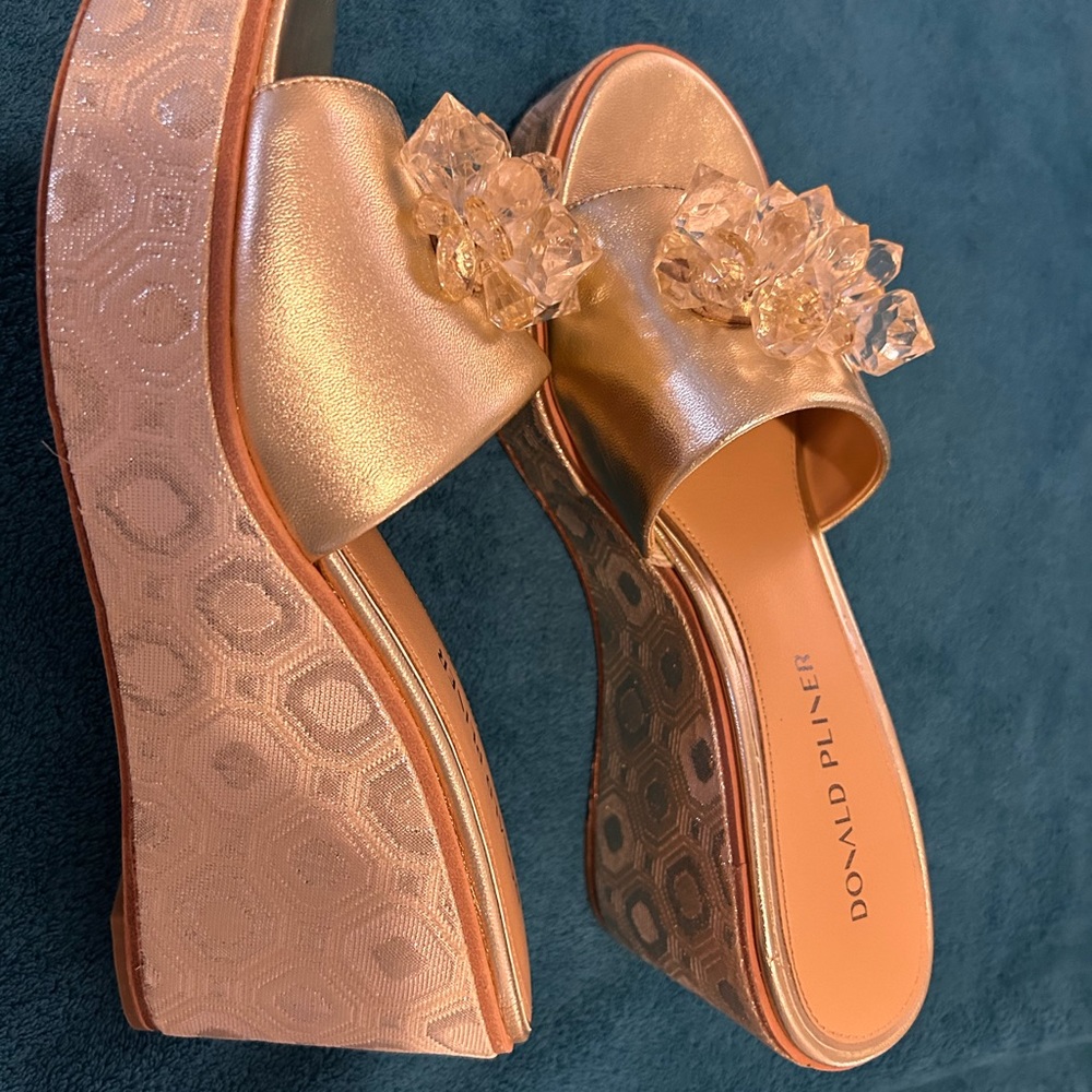 DONALD PLINER ! 🎁yeapppp!!! one dinner and … I GOT 5 that look the sameeeee!!!